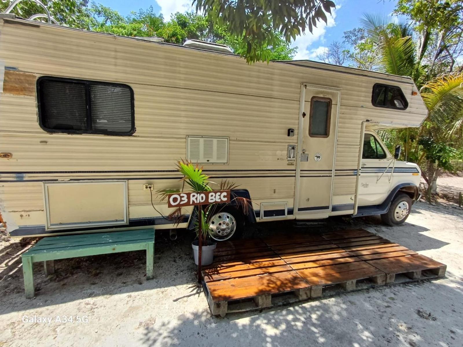 Momotoh Camper Hotel Xpujil Luaran gambar